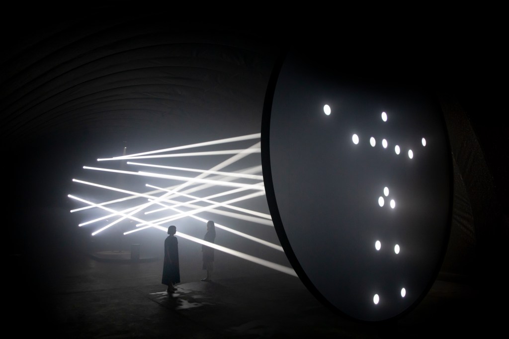 Duas instalações interativas que impactaram a Milan Design Week