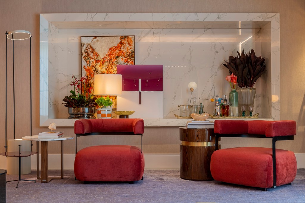 Linie Lounge – Patrícia Hagobian – Crédito das fotos Martin Gurfein (3) Princípio de integração da Bauhaus influencia lounge na CASACOR SP