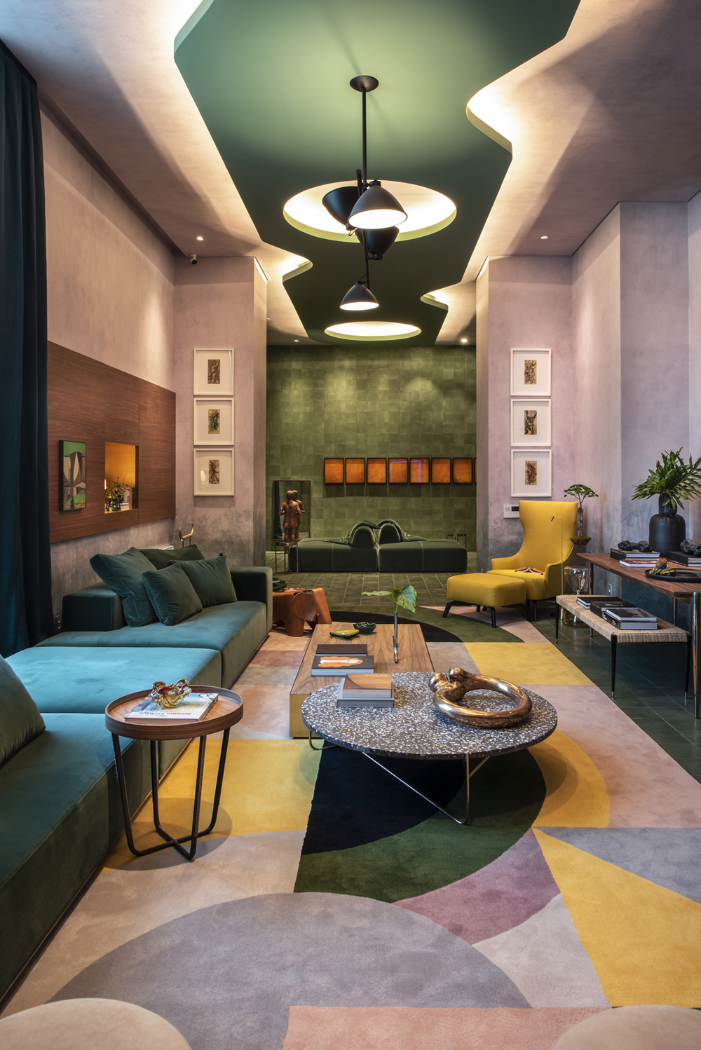 naomi-abe-living-do-colecionador-casacor-sp-2019_5 De Lina Bo Bardi a Di Cavalcanti, sala reserva preciosidades na CASACOR SP