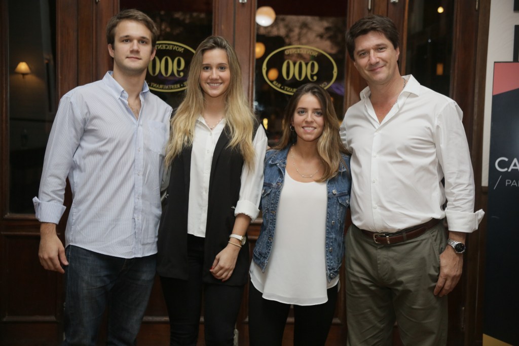 Martín, Lucía, Micaela y Leonardo Marchiori CASACOR Paraguai inicia 2ª edição com reunião operacional