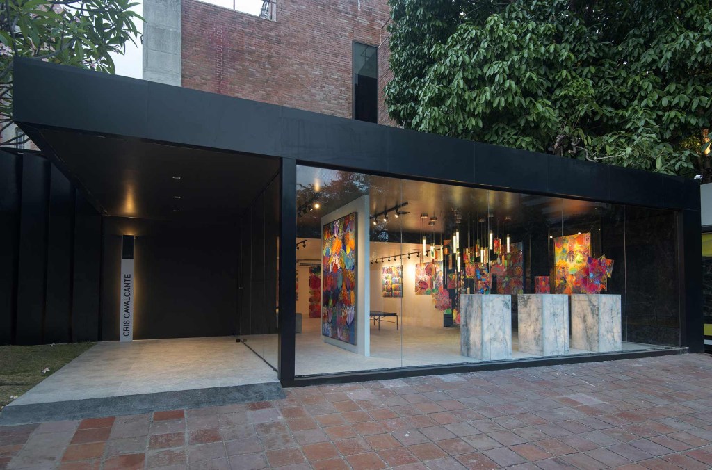 galeria-cris-cavalcante-claryanne-aguiar-ce-2019-esdras-guimarães Obras multicoloridas de Cris Cavalcante dão forma à galeria na CASACOR CE