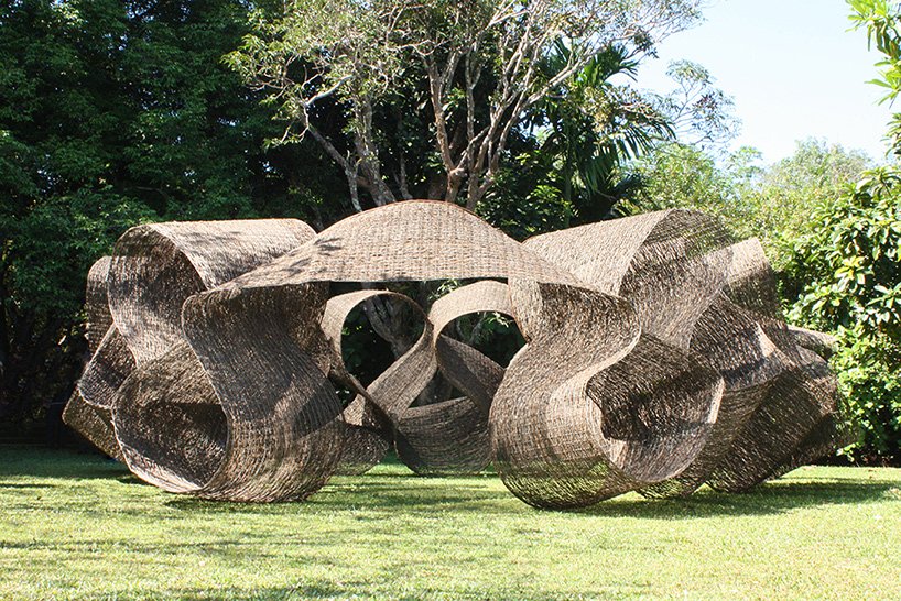 kengo-kuma-kithul-ami-pavilion-bentota-sri-lanka-designboom-01 Kengo Kuma cria pavilhão construído com videiras no Sri Lanka