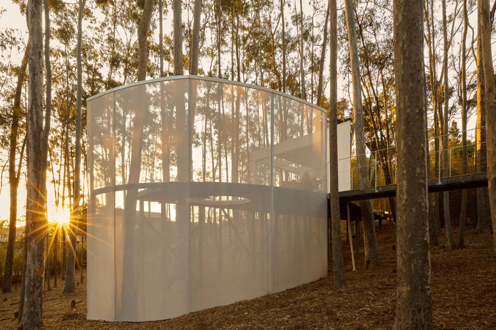 refugio-junior-piacesi-casacor-minas-gerais-2019-6 Minimalismo, meditação e natureza se unem em Refúgio de Júnior Piacesi