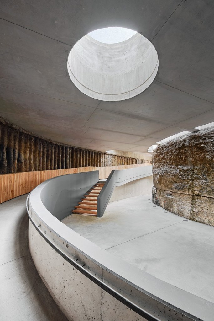 vilajuiga-aigues-luis-twose-two-bo-designboom-02 Escritório Twobo descobre um mundo subterrâneo na Catalunha